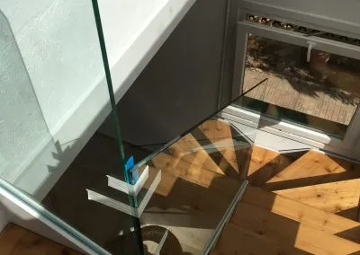 Baranda de cristal escalera