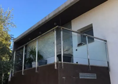 Baranda cristal balc&oacute;n
