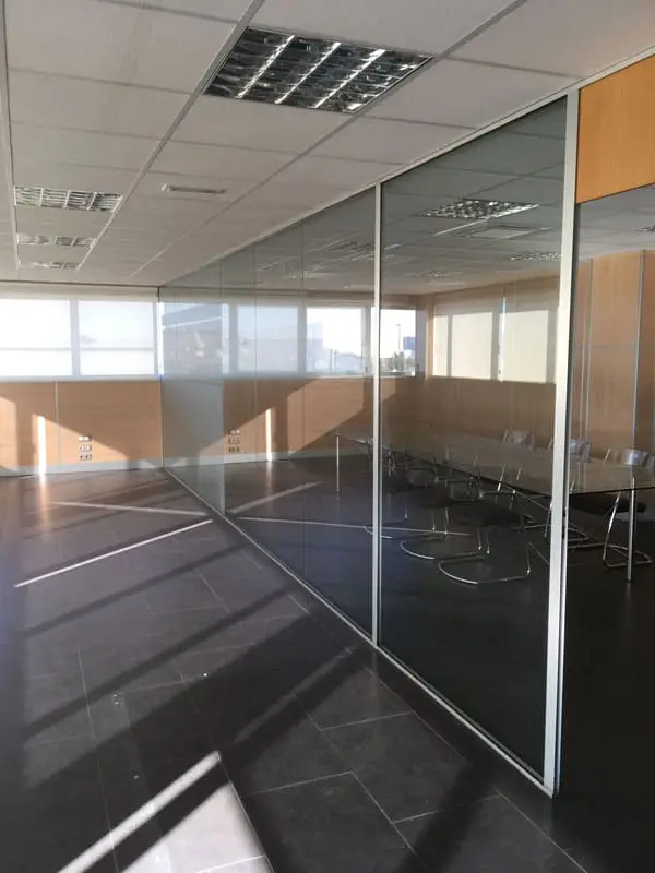 Divisi&oacute;n despacho cristal