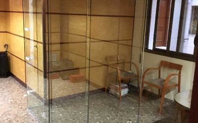 Mamparas divisorias para oficinas y despachos