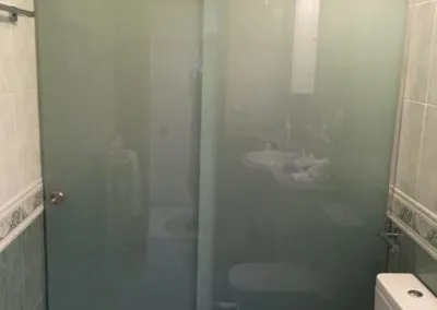 mamparas de ba&ntilde;o en Tarragona Vitrobisel